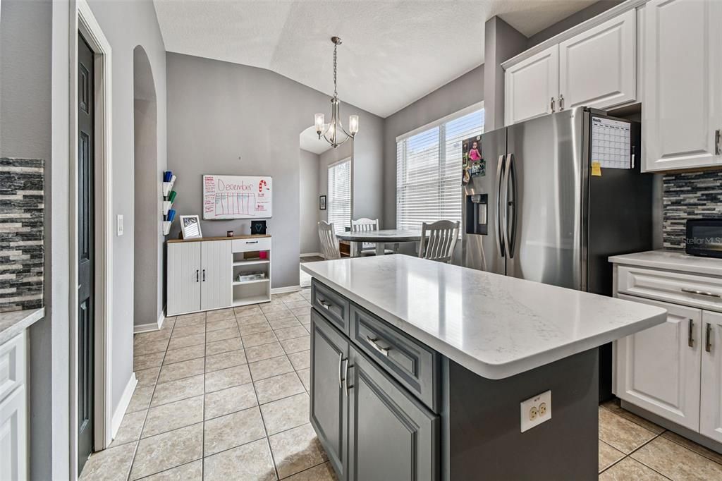 For Sale: $429,900 (3 beds, 2 baths, 2083 Square Feet)