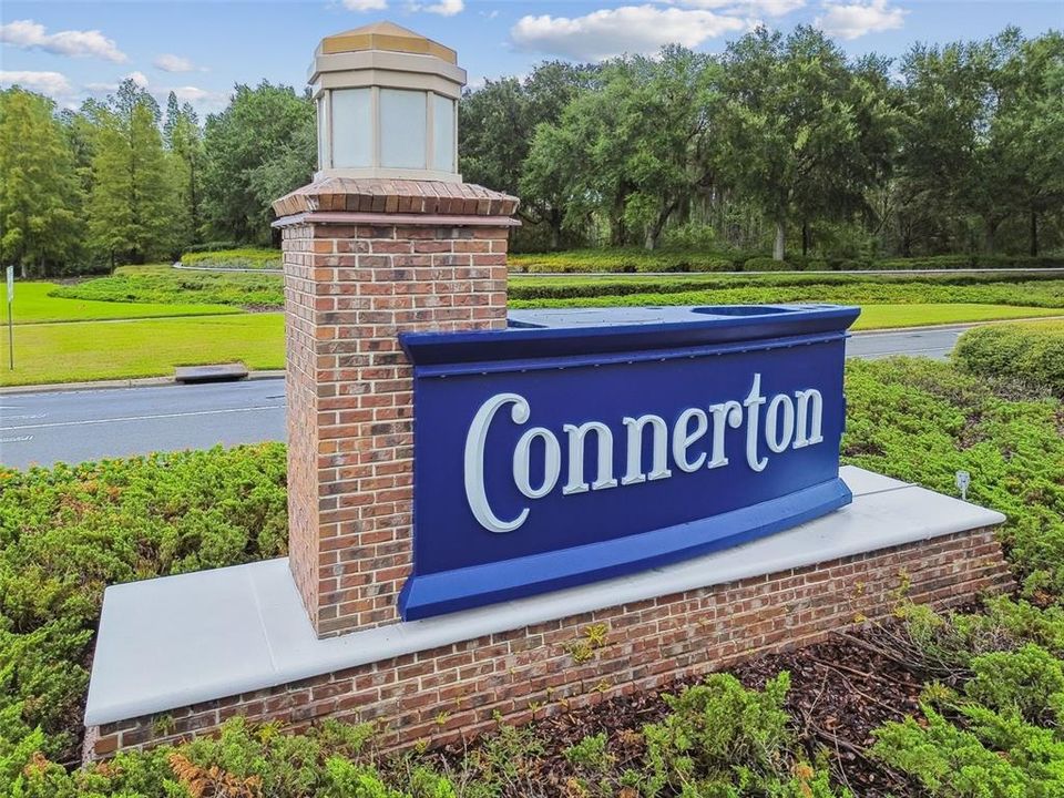 For Sale: $429,900 (3 beds, 2 baths, 2083 Square Feet)