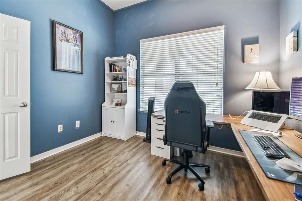 For Sale: $429,900 (3 beds, 2 baths, 2083 Square Feet)