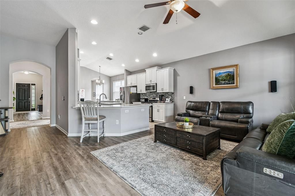 For Sale: $429,900 (3 beds, 2 baths, 2083 Square Feet)