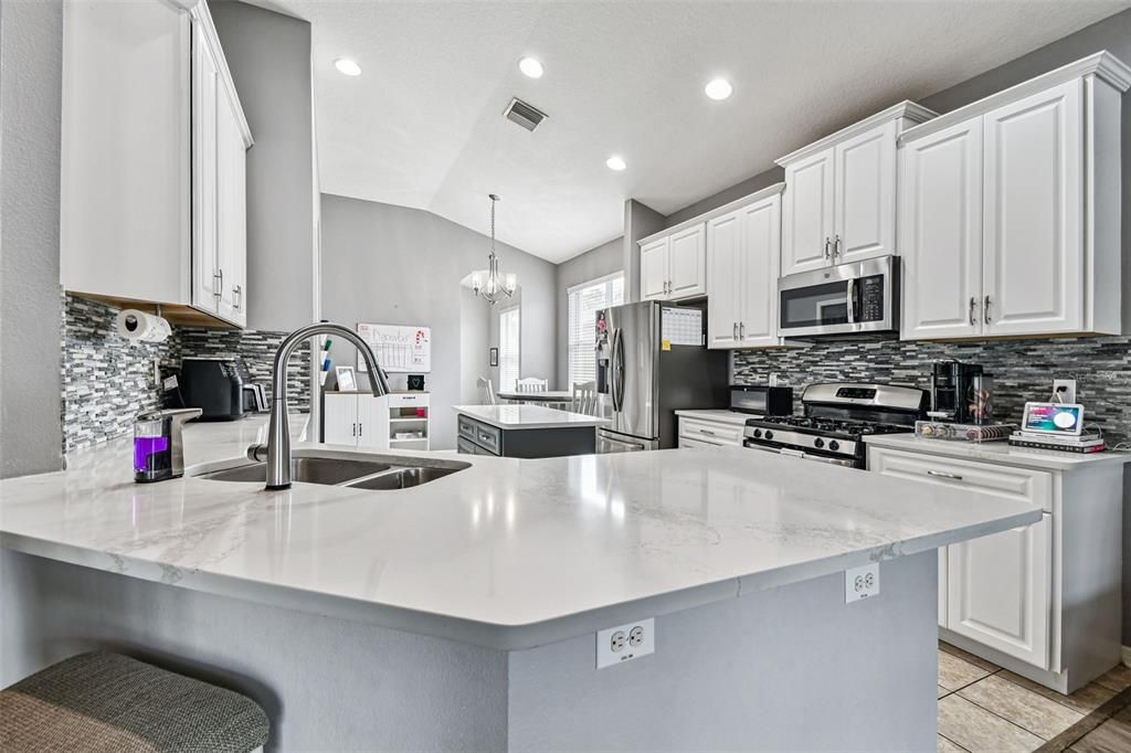 For Sale: $429,900 (3 beds, 2 baths, 2083 Square Feet)