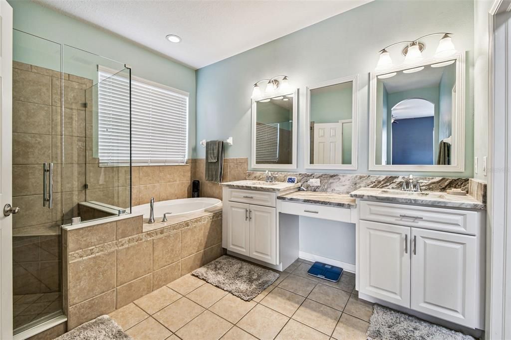 For Sale: $429,900 (3 beds, 2 baths, 2083 Square Feet)