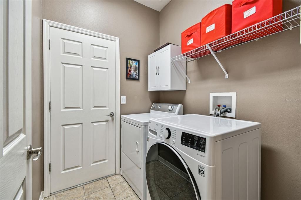 For Sale: $429,900 (3 beds, 2 baths, 2083 Square Feet)