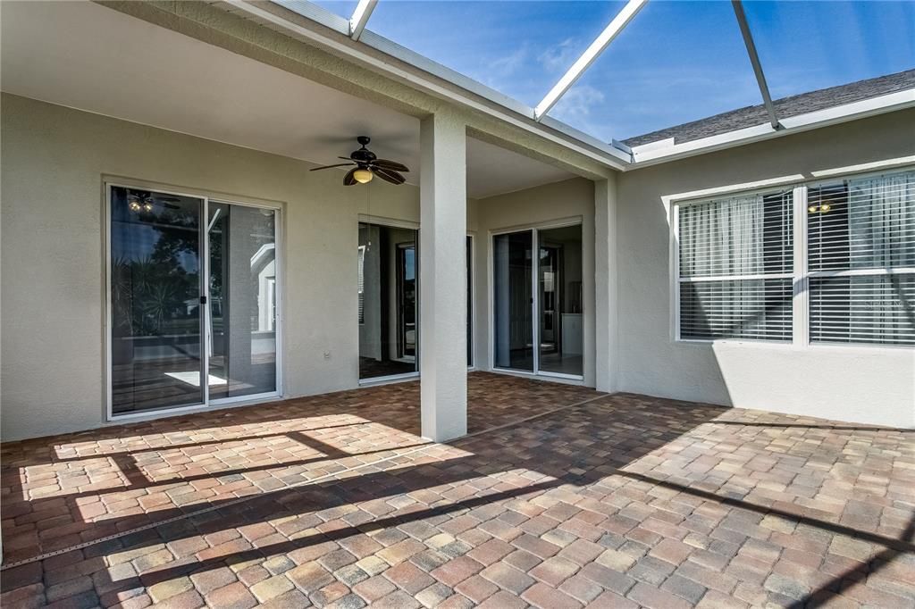 For Sale: $469,000 (4 beds, 3 baths, 2410 Square Feet)