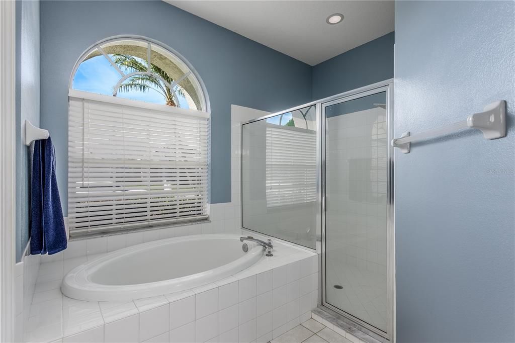 For Sale: $469,000 (4 beds, 3 baths, 2410 Square Feet)