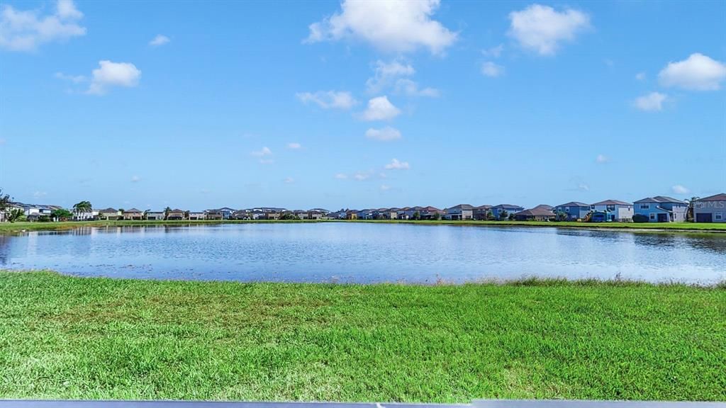 For Sale: $365,000 (3 beds, 2 baths, 1936 Square Feet)