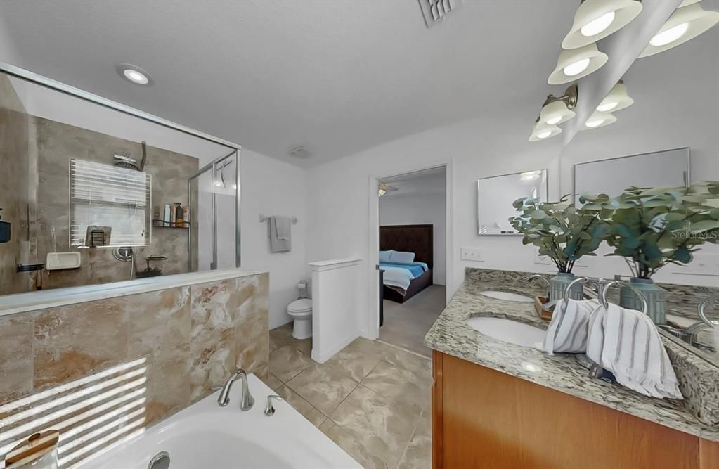 For Sale: $365,000 (3 beds, 2 baths, 1936 Square Feet)