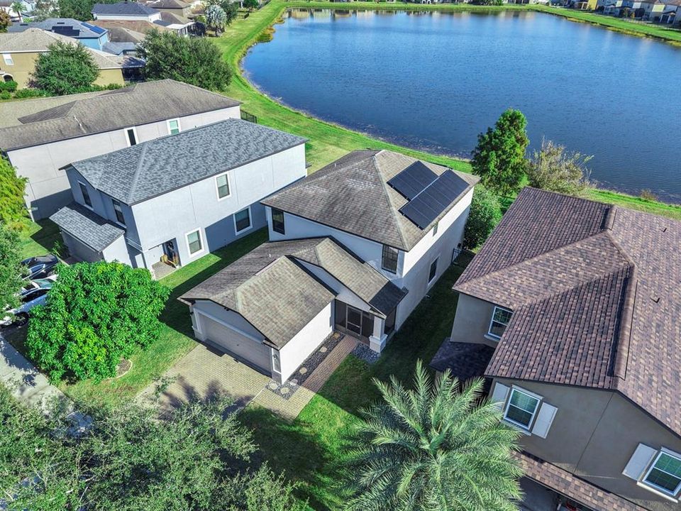 For Sale: $365,000 (3 beds, 2 baths, 1936 Square Feet)