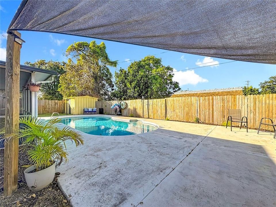 For Sale: $420,000 (3 beds, 2 baths, 1294 Square Feet)