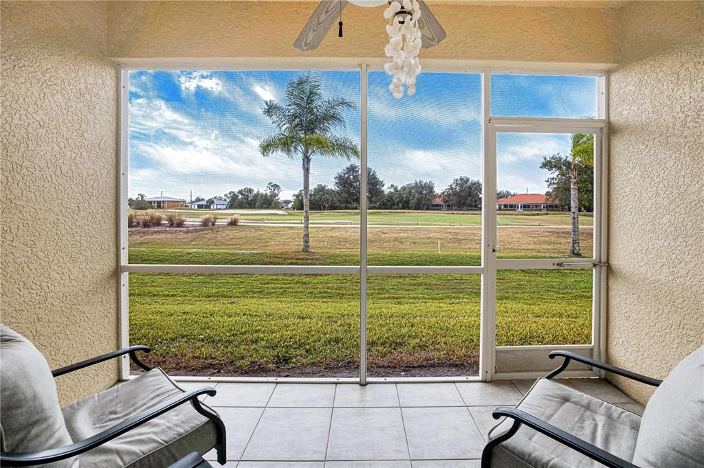 For Sale: $225,000 (2 beds, 2 baths, 1291 Square Feet)