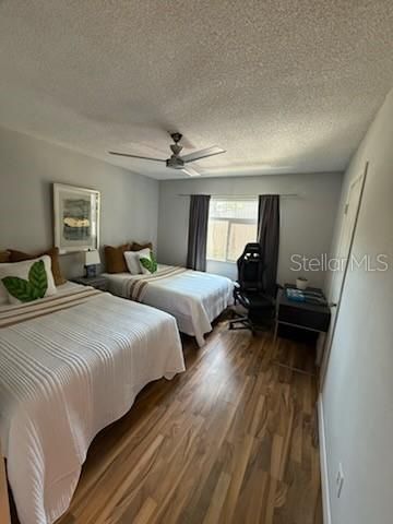 На продажу: $220,000 (3 спален, 3 ванн, 1834 Квадратных фут)