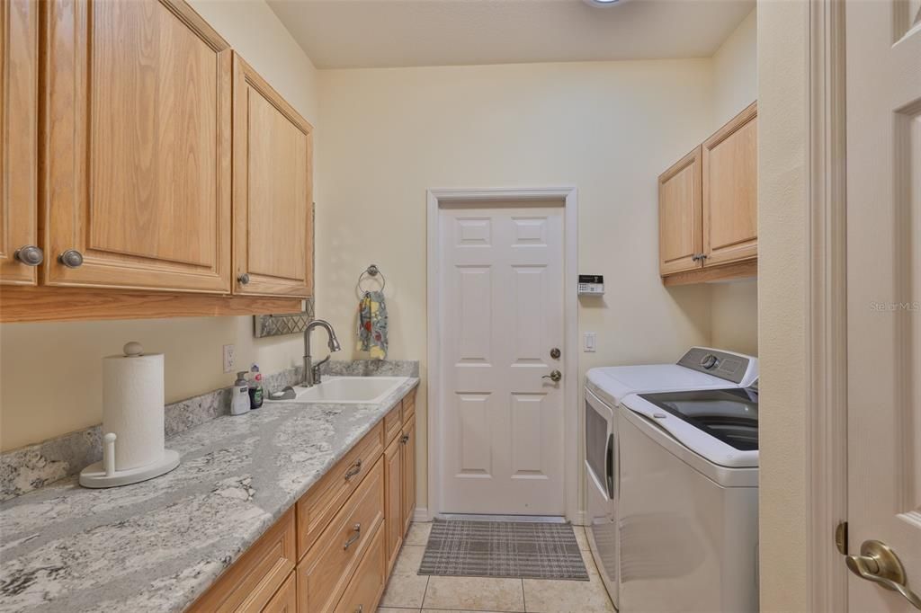 На продажу: $599,000 (3 спален, 3 ванн, 2772 Квадратных фут)