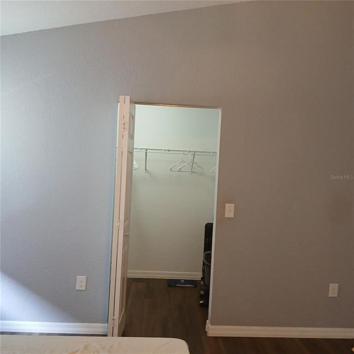 For Sale: $269,000 (3 beds, 2 baths, 1426 Square Feet)