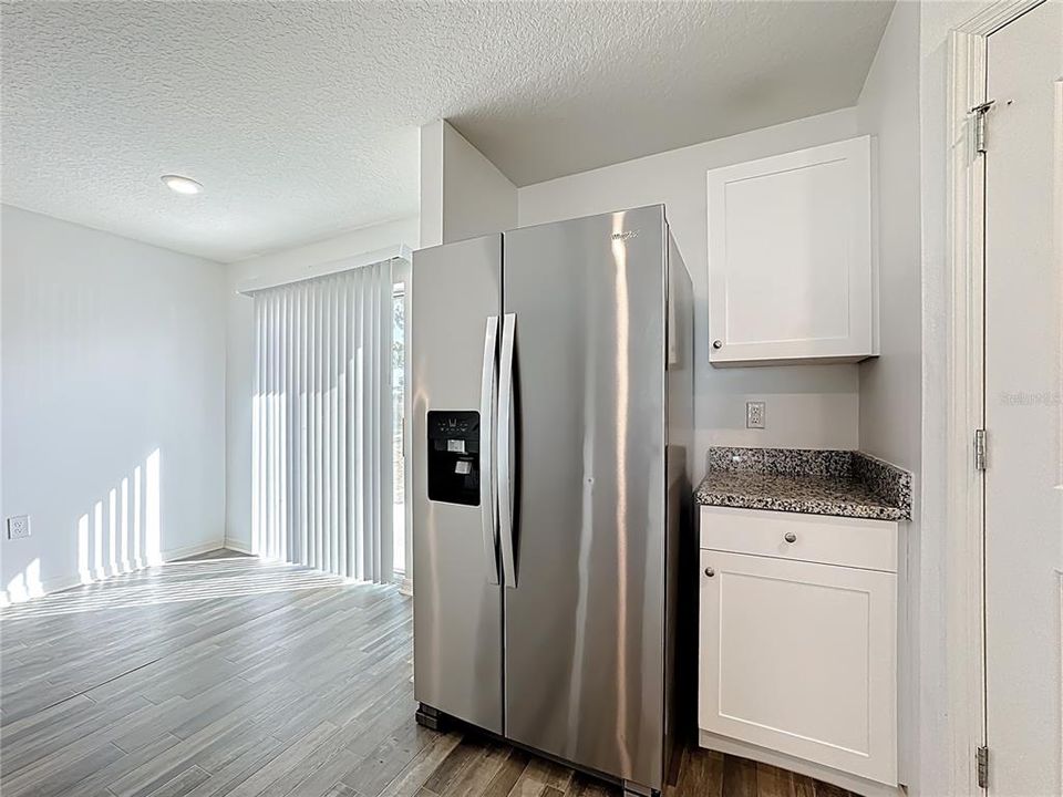 For Sale: $330,000 (4 beds, 3 baths, 2000 Square Feet)