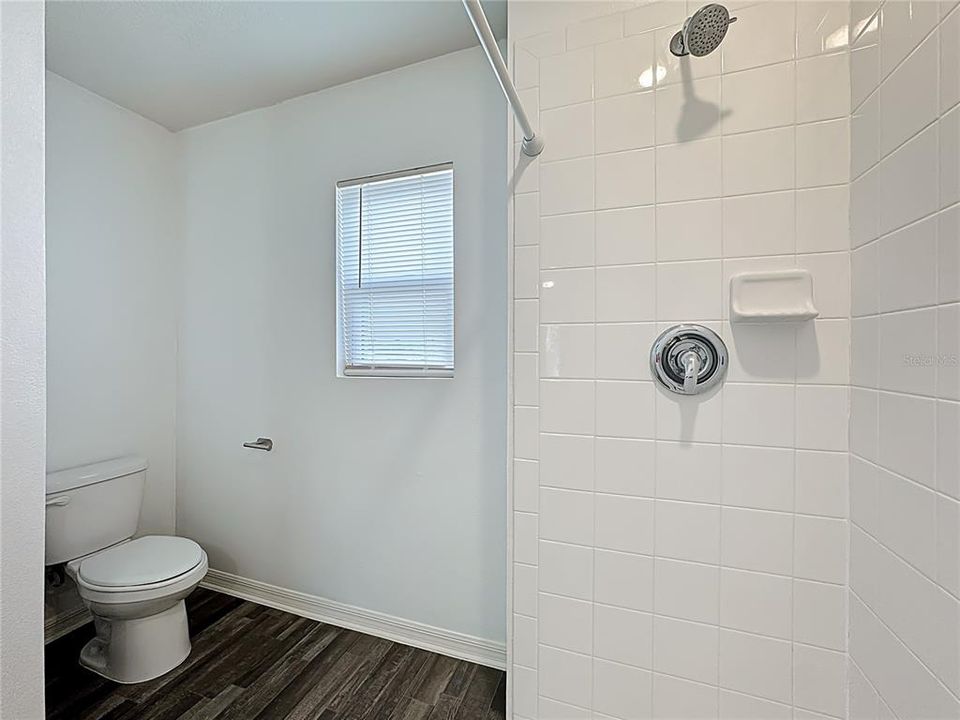 For Sale: $330,000 (4 beds, 3 baths, 2000 Square Feet)