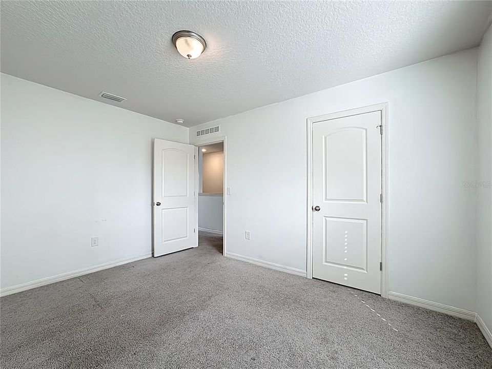 For Sale: $330,000 (4 beds, 3 baths, 2000 Square Feet)