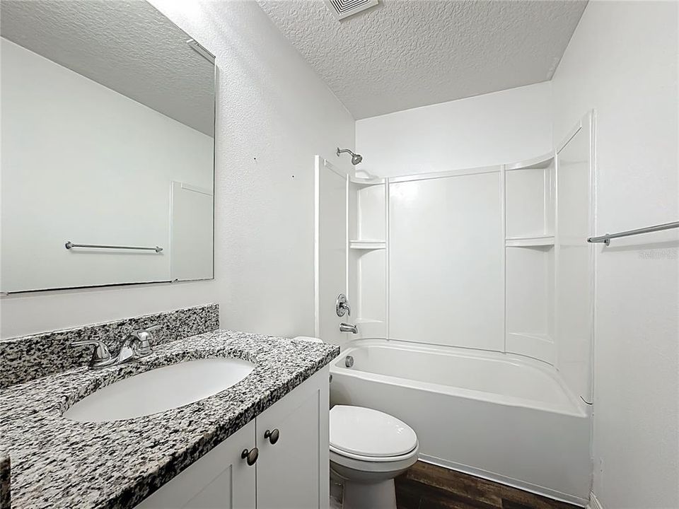 For Sale: $330,000 (4 beds, 3 baths, 2000 Square Feet)