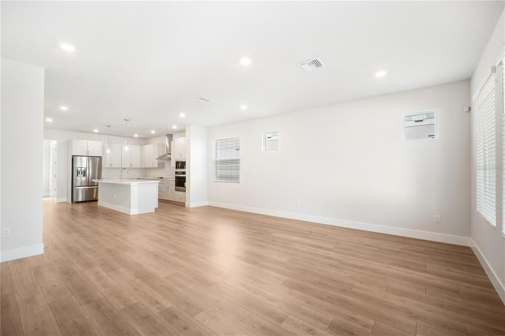 En Renta: $5,395 (3 camas, 2 baños, 2091 Pies cuadrados)