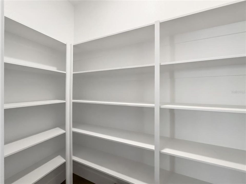 En Renta: $5,395 (3 camas, 2 baños, 2091 Pies cuadrados)