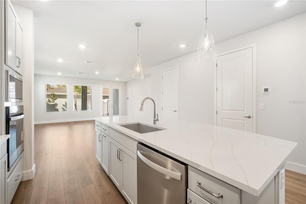 En Renta: $5,395 (3 camas, 2 baños, 2091 Pies cuadrados)