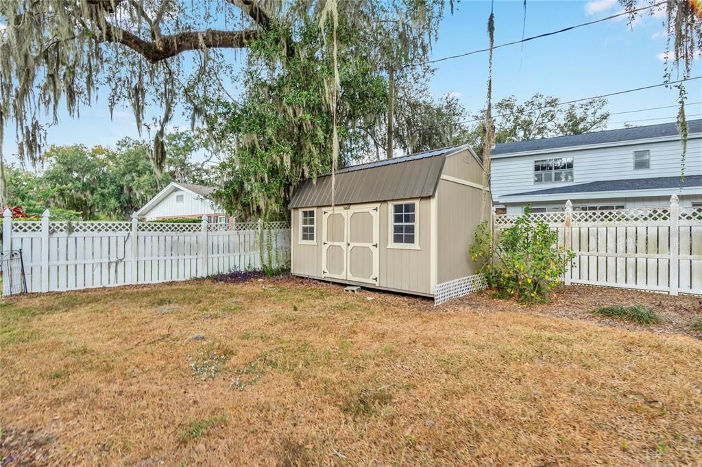 For Sale: $499,900 (5 beds, 3 baths, 3333 Square Feet)