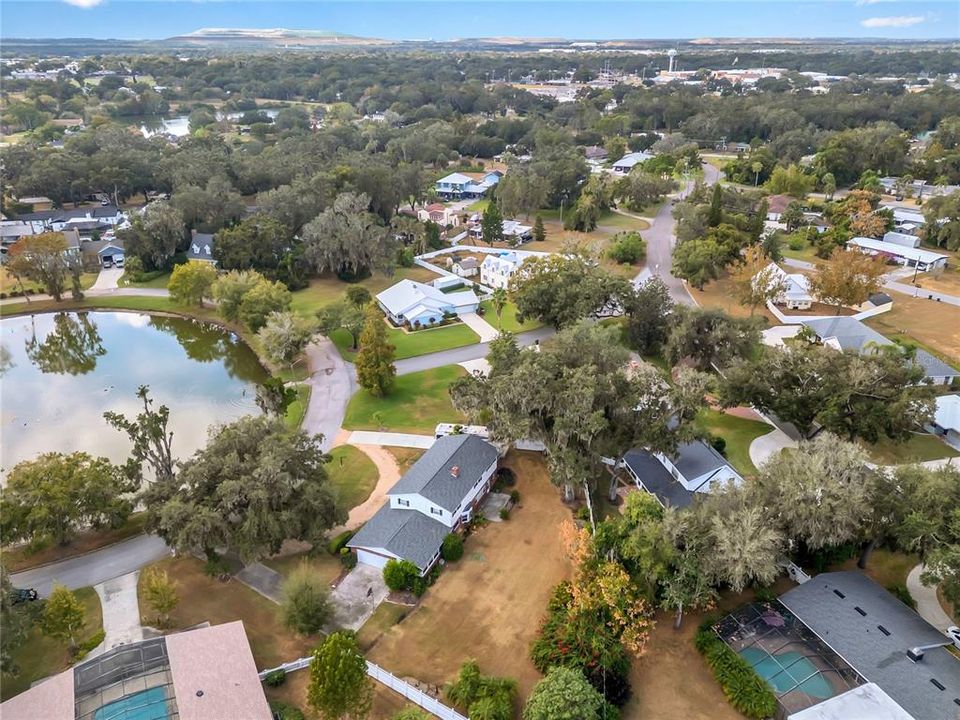 For Sale: $499,900 (5 beds, 3 baths, 3333 Square Feet)