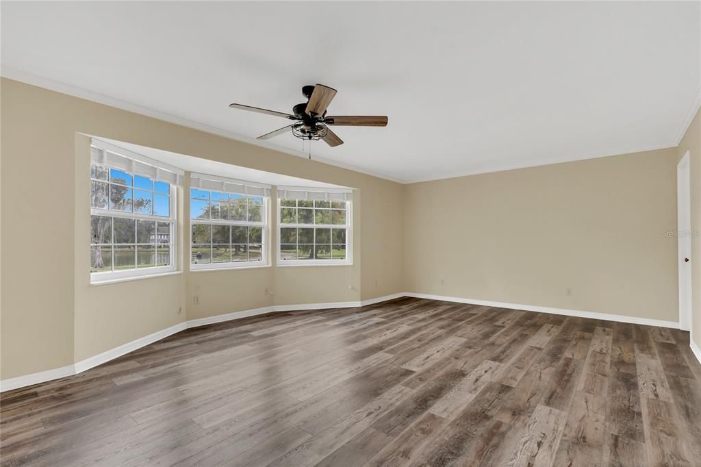 For Sale: $499,900 (5 beds, 3 baths, 3333 Square Feet)