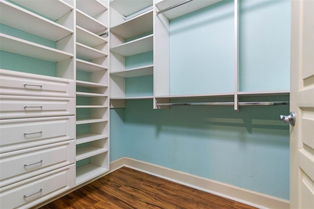 На продажу: $599,000 (3 спален, 3 ванн, 1676 Квадратных фут)