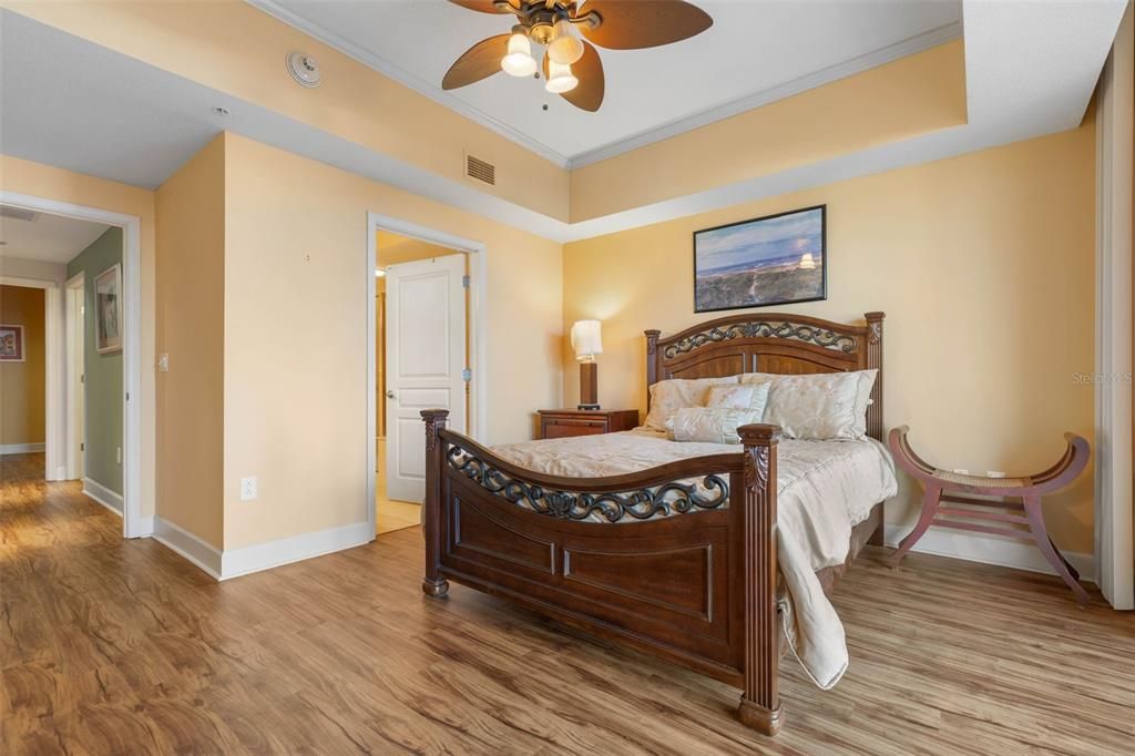 На продажу: $599,000 (3 спален, 3 ванн, 1676 Квадратных фут)