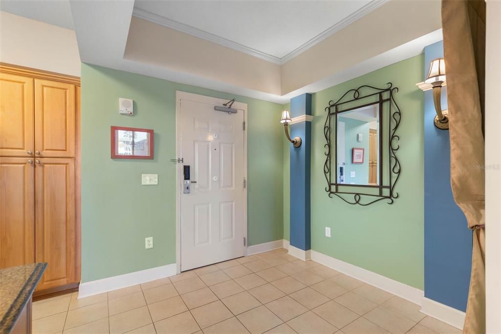 На продажу: $599,000 (3 спален, 3 ванн, 1676 Квадратных фут)