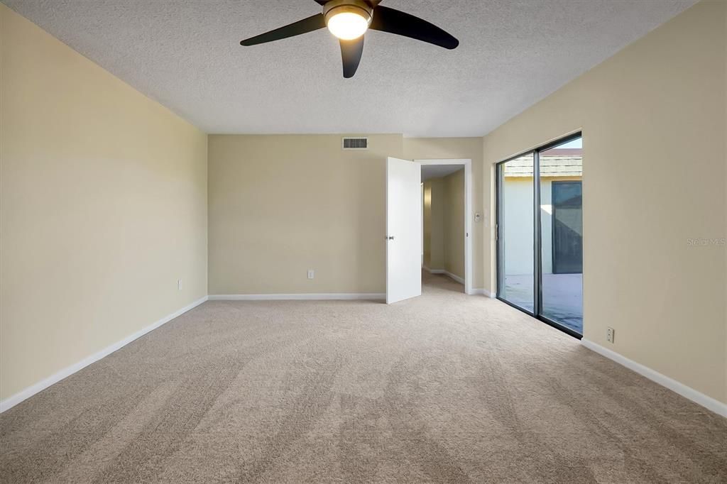 For Sale: $365,900 (3 beds, 2 baths, 1736 Square Feet)