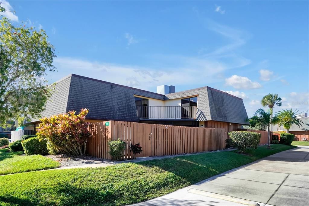 For Sale: $365,900 (3 beds, 2 baths, 1736 Square Feet)