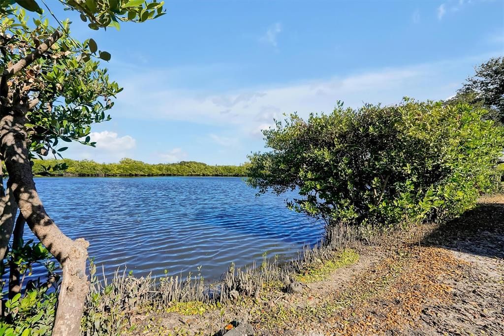 For Sale: $365,900 (3 beds, 2 baths, 1736 Square Feet)