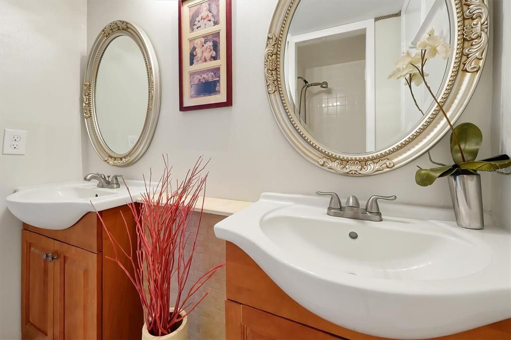 For Sale: $365,900 (3 beds, 2 baths, 1736 Square Feet)