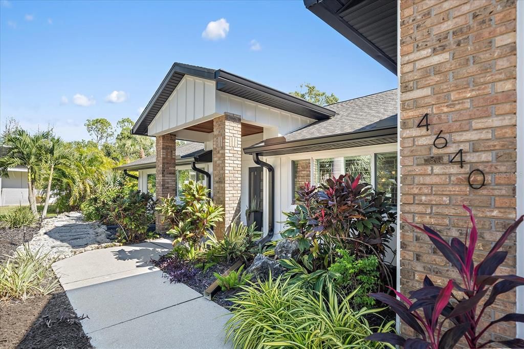 For Sale: $849,900 (3 beds, 2 baths, 2597 Square Feet)