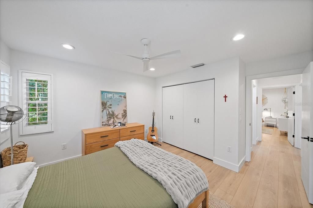 For Sale: $849,900 (3 beds, 2 baths, 2597 Square Feet)