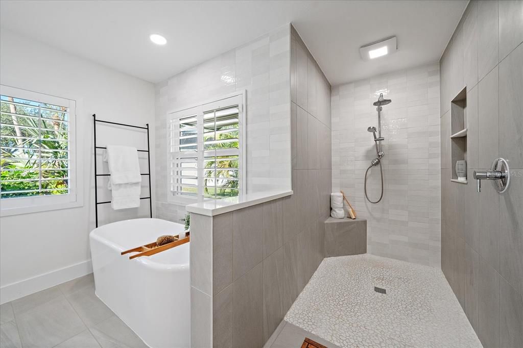 For Sale: $849,900 (3 beds, 2 baths, 2597 Square Feet)