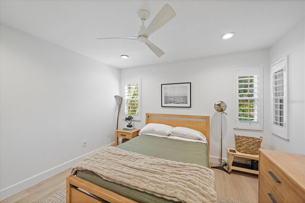 For Sale: $849,900 (3 beds, 2 baths, 2597 Square Feet)