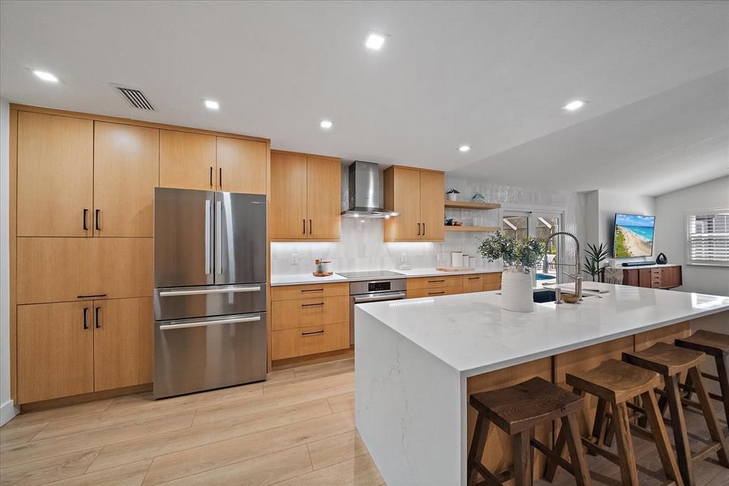 For Sale: $849,900 (3 beds, 2 baths, 2597 Square Feet)