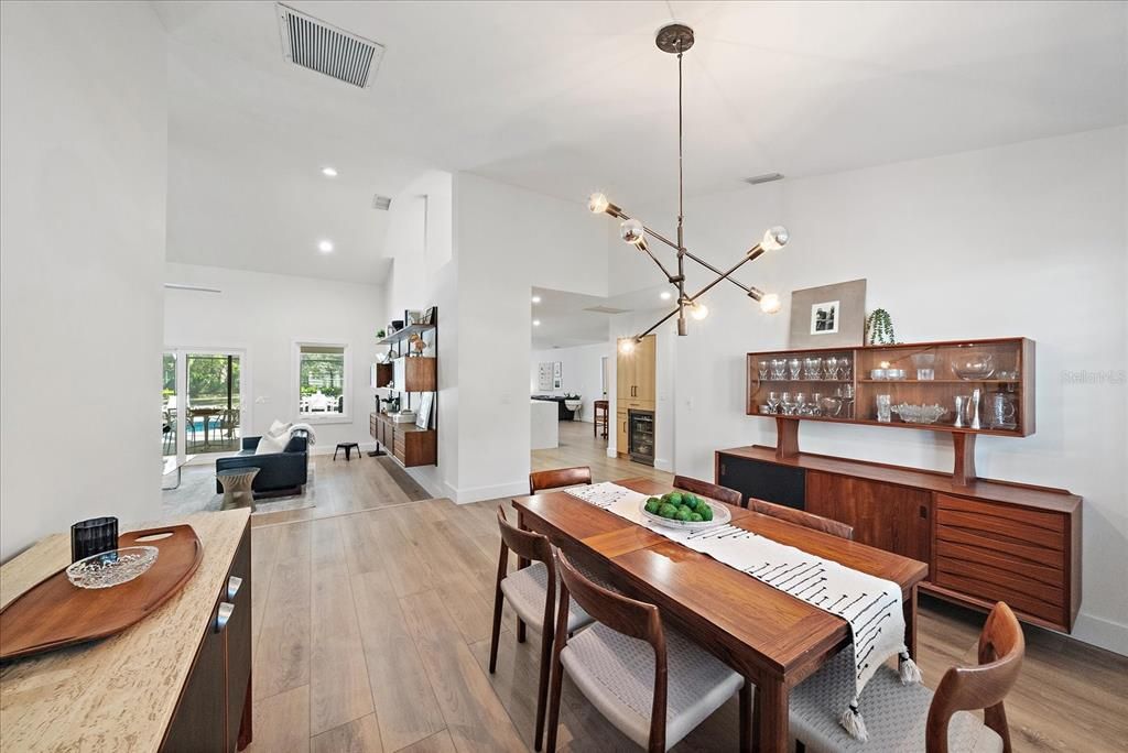 For Sale: $849,900 (3 beds, 2 baths, 2597 Square Feet)