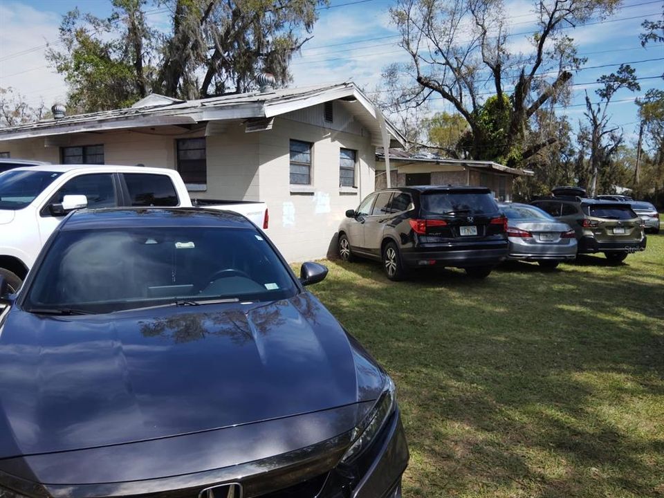 На продажу: $350,000 (4 спален, 2 ванн, 1760 Квадратных фут)