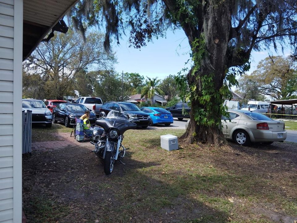 На продажу: $350,000 (4 спален, 2 ванн, 1760 Квадратных фут)