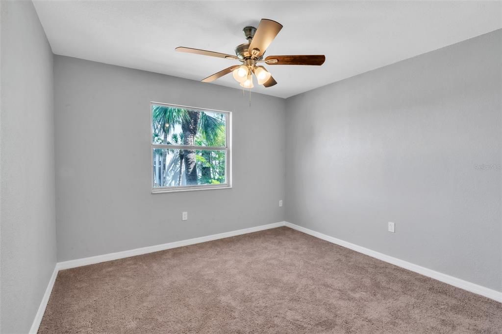 For Rent: $1,650 (2 beds, 2 baths, 964 Square Feet)