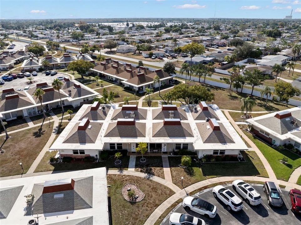 For Sale: $134,999 (2 beds, 1 baths, 825 Square Feet)