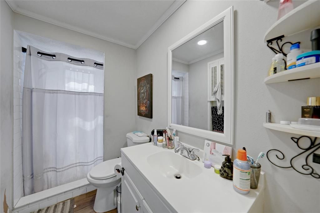 For Sale: $217,500 (2 beds, 2 baths, 1165 Square Feet)