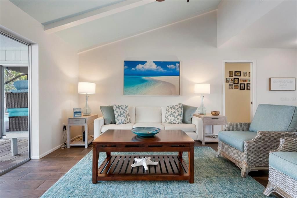 For Rent: $3,450 (3 beds, 2 baths, 1629 Square Feet)