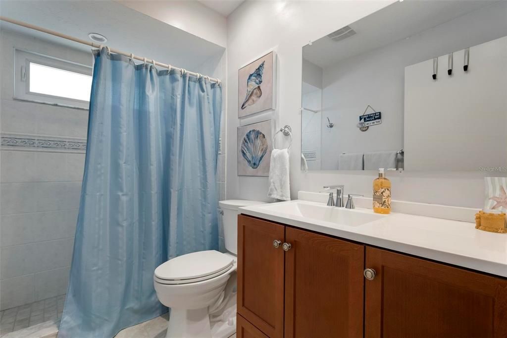 For Rent: $3,450 (3 beds, 2 baths, 1629 Square Feet)