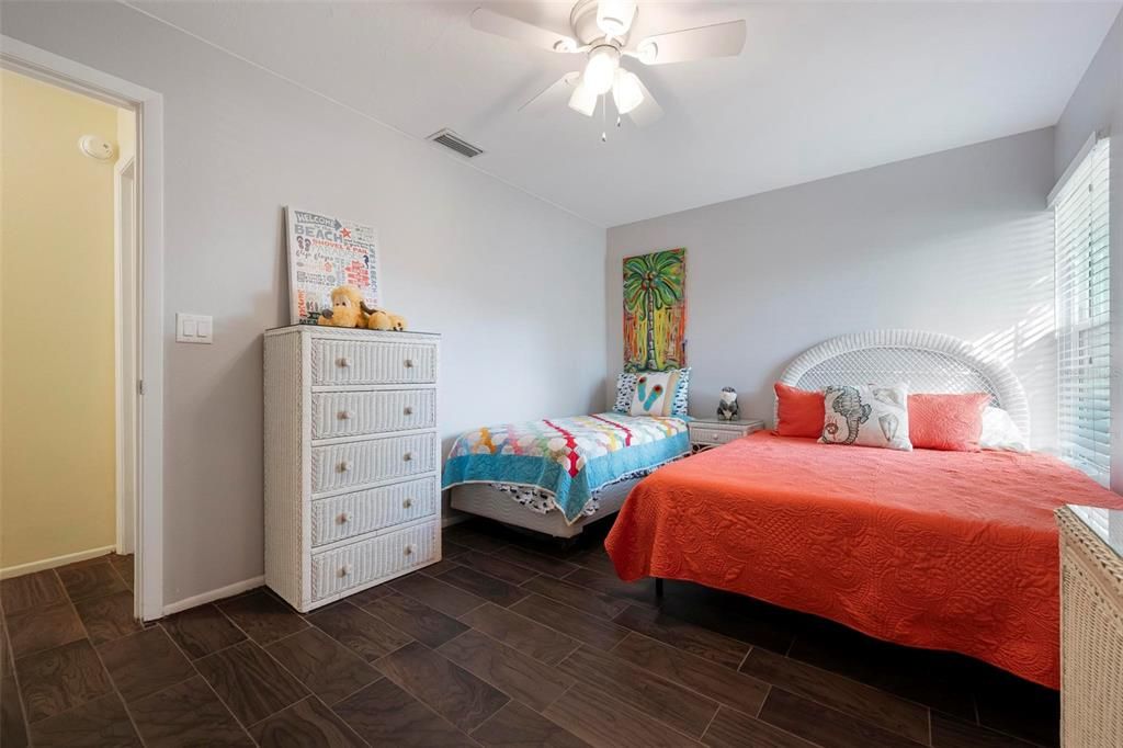 For Rent: $3,450 (3 beds, 2 baths, 1629 Square Feet)