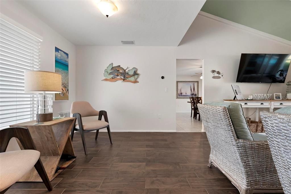 For Rent: $3,450 (3 beds, 2 baths, 1629 Square Feet)