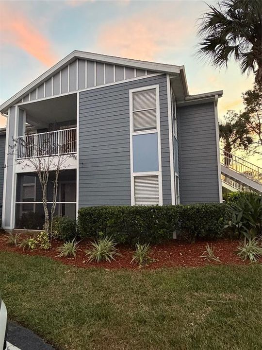 For Rent: $1,550 (2 beds, 2 baths, 899 Square Feet)